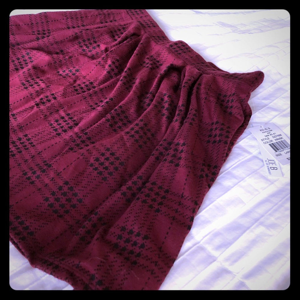 Wine red skirt